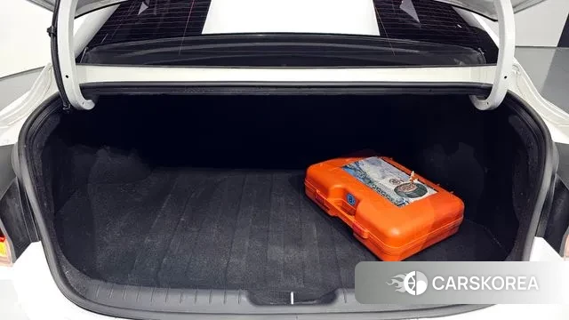 Hyundai Avante Hybrid (CN7) id 3022588 из Кореи 11