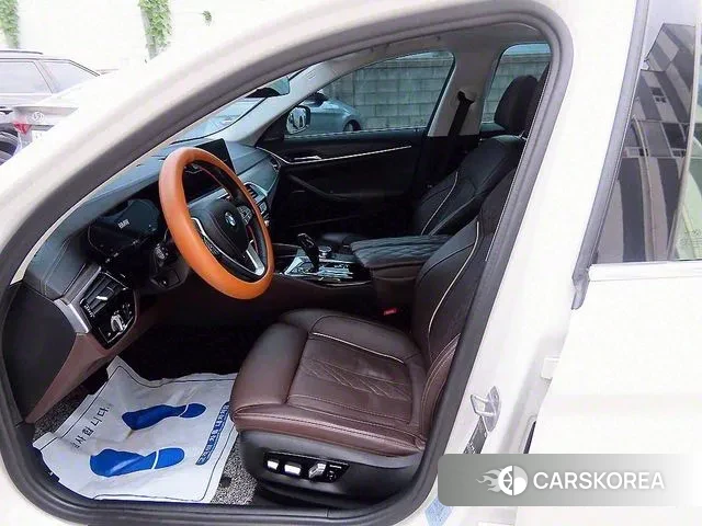 BMW 5 Series (G30) id 3187193 из Кореи 11