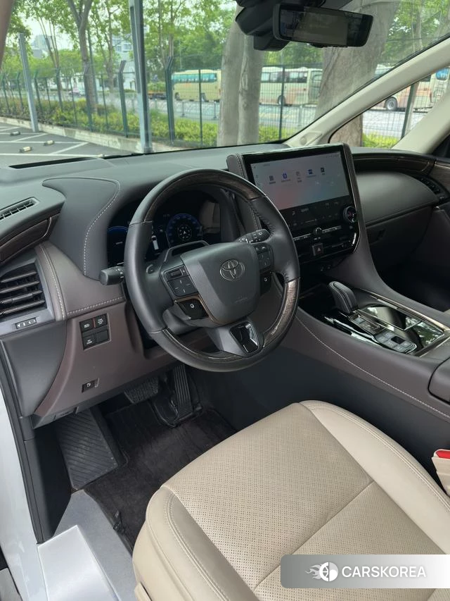 Toyota Elfa id 4314816 из Китая 11