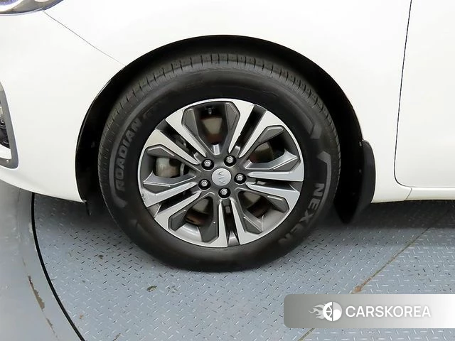 Kia The New Carnival id 4406383 из Кореи 11