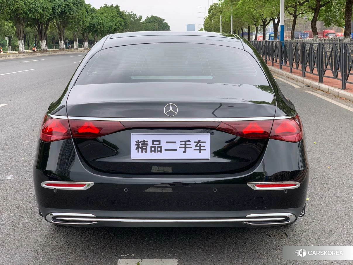Mercedes-Benz E-Class id 4479543 из Китая 11