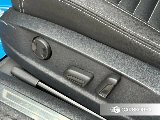 Volkswagen Magotan id 4394135 из Китая 11