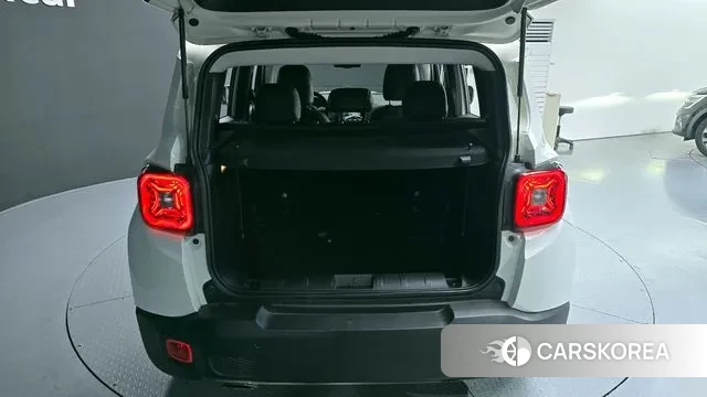 Jeep Renegade id 3312875 из Кореи 11