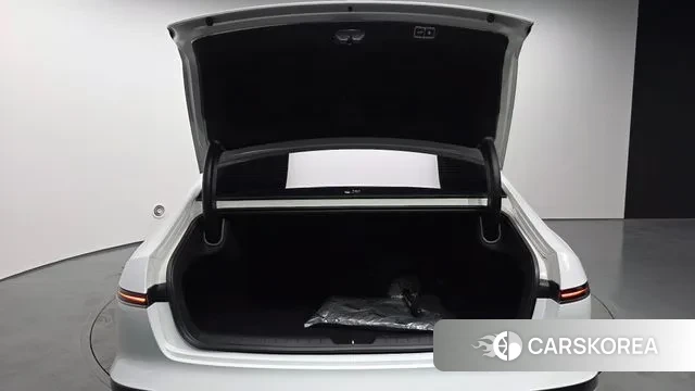 Hyundai Grandeur (GN7) id 3452543 из Кореи 11