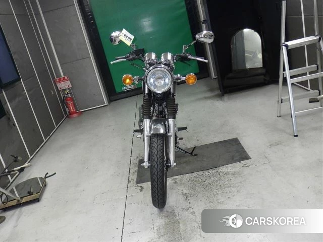 Yamaha SR400 id 4182798 из Японии 11