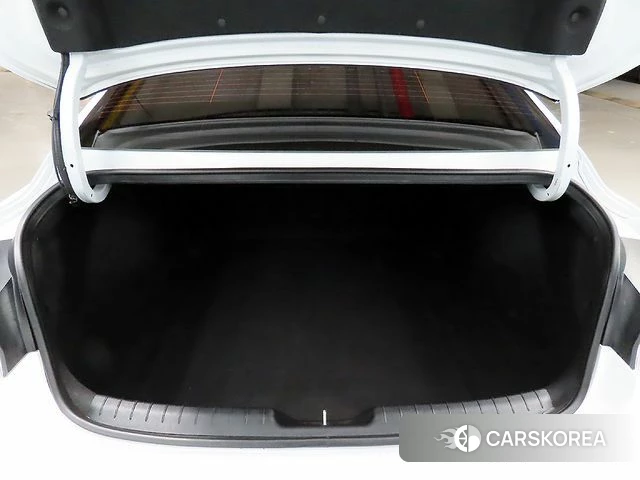 Hyundai The New Avante (CN7) id 3940164 из Кореи 11