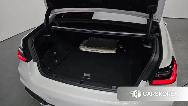 BMW 7 Series (G11) id 3598240 из Кореи 11