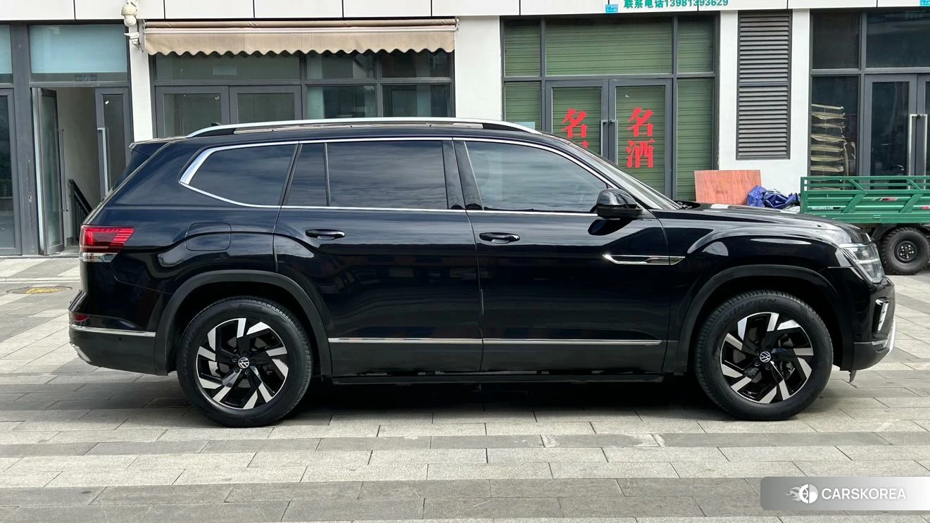 Volkswagen Tourang id 4454379 из Китая 11