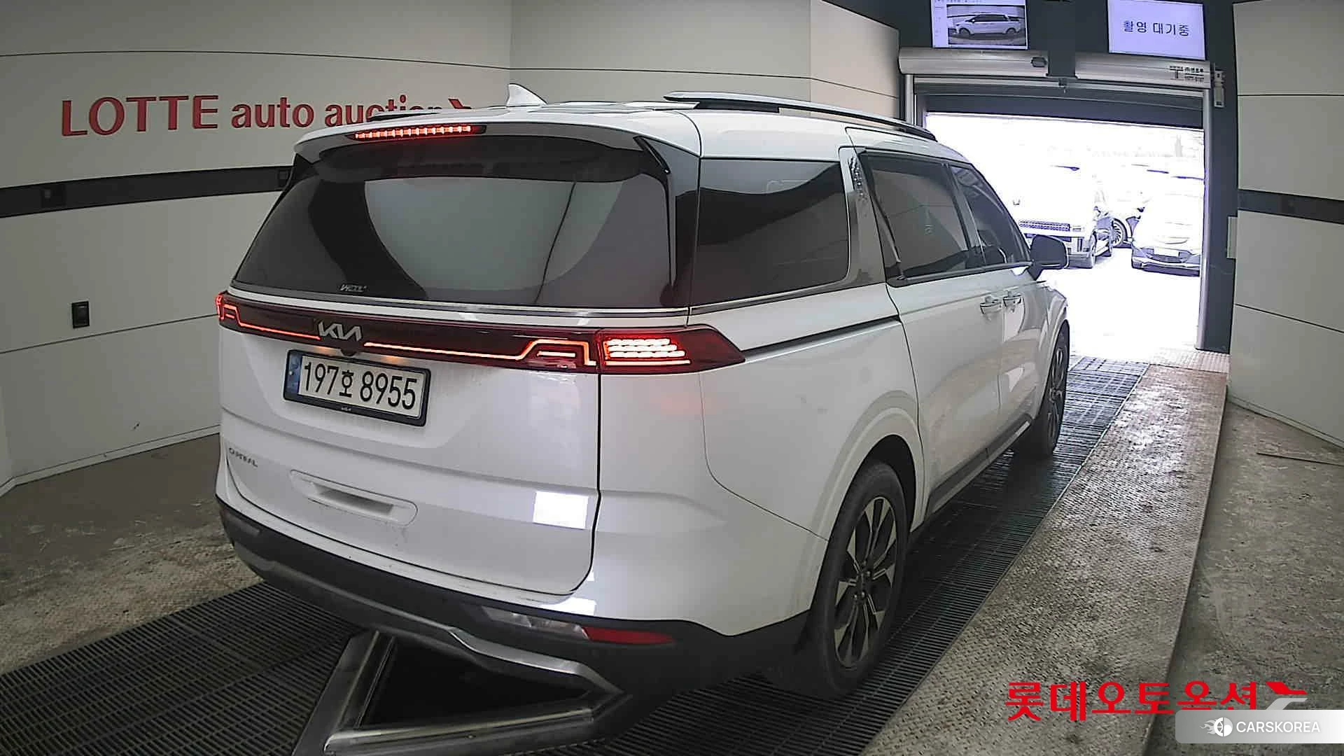 Kia Carnival id 3888384 из Кореи 11