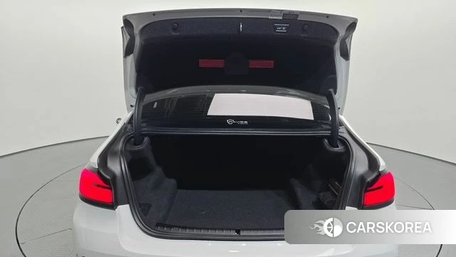 BMW 5 Series (G30) id 4906646 из Кореи 11