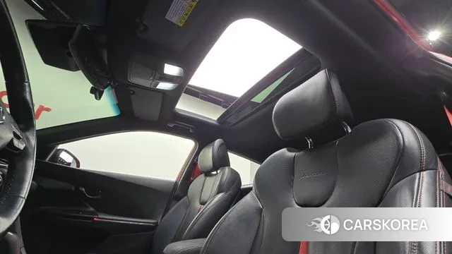 Hyundai Veloster (JS) id 3408099 из Кореи 11