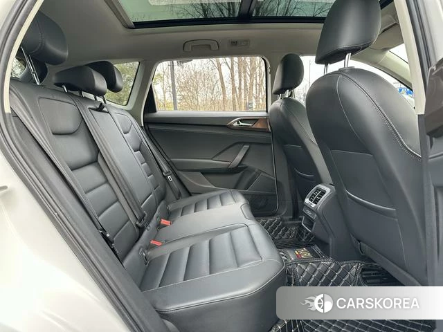 Volkswagen Tuyue id 4236332 из Китая 11