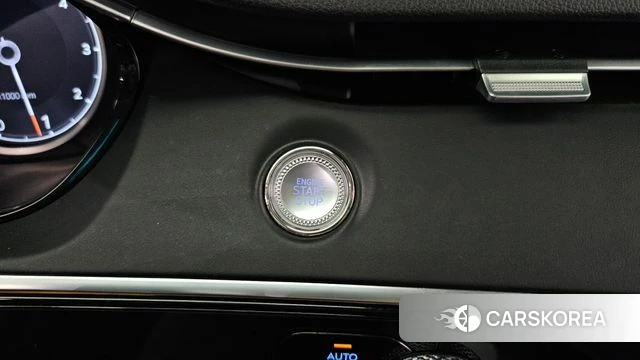 Genesis GV70 id 4905321 из Кореи 11