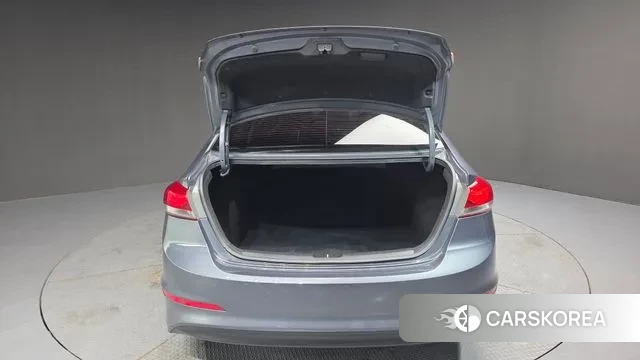 Hyundai Avante AD id 3687684 из Кореи 11