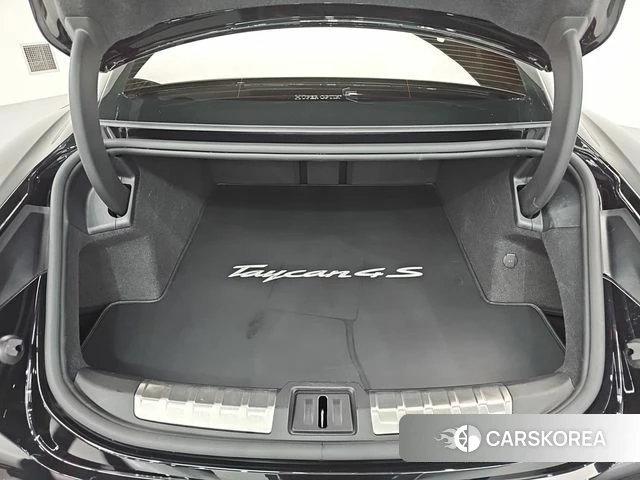 Porsche Taycan id 4493725 из Кореи 11