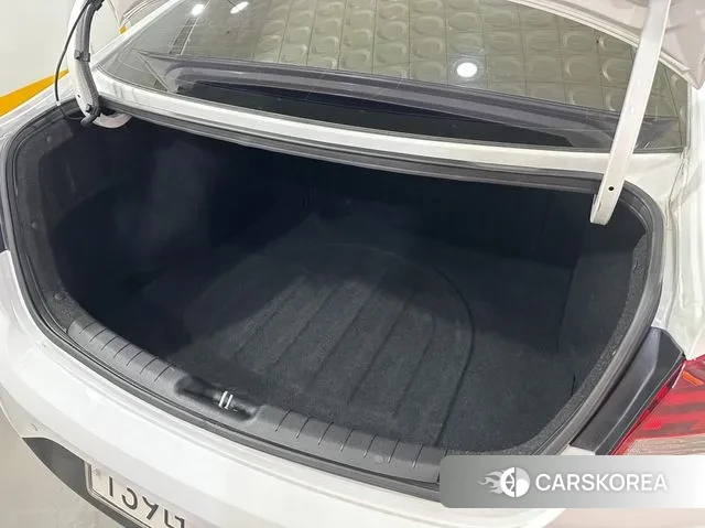 Hyundai The New Avante AD id 3617026 из Кореи 11