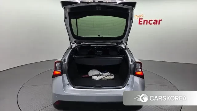 Toyota Prius 4th Generation id 3013012 из Кореи 11