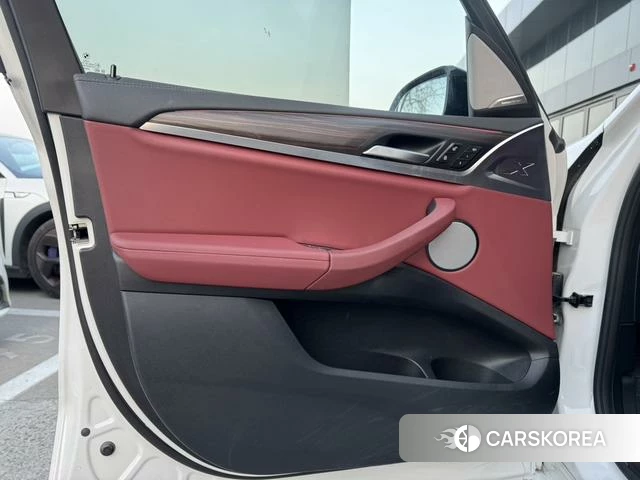 BMW X3 id 4256853 из Китая 11