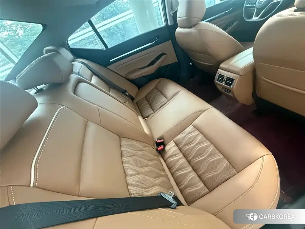Nissan Altima id 4545991 из Китая 11