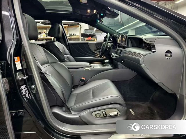 Lexus LS id 4261881 из Китая 11