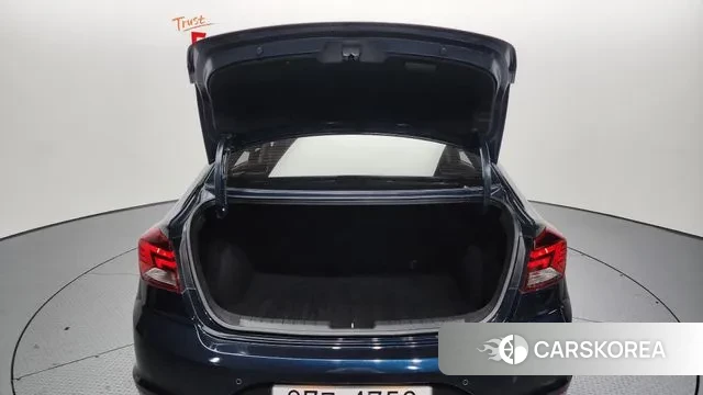 Hyundai The New Avante AD id 3434474 из Кореи 11