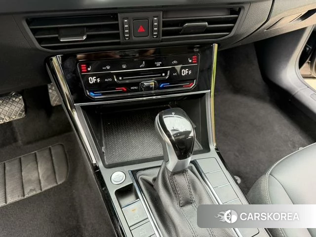 Volkswagen Passat id 4335998 из Китая 11