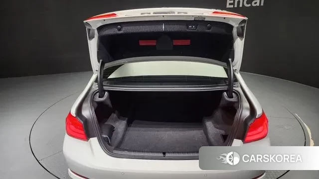 BMW 5 Series (G30) id 3013646 из Кореи 11