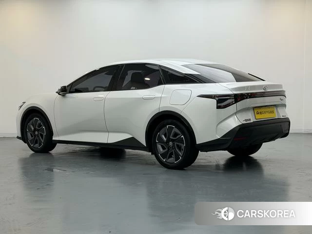 Toyota bZ3 id 4211483 из Китая 11