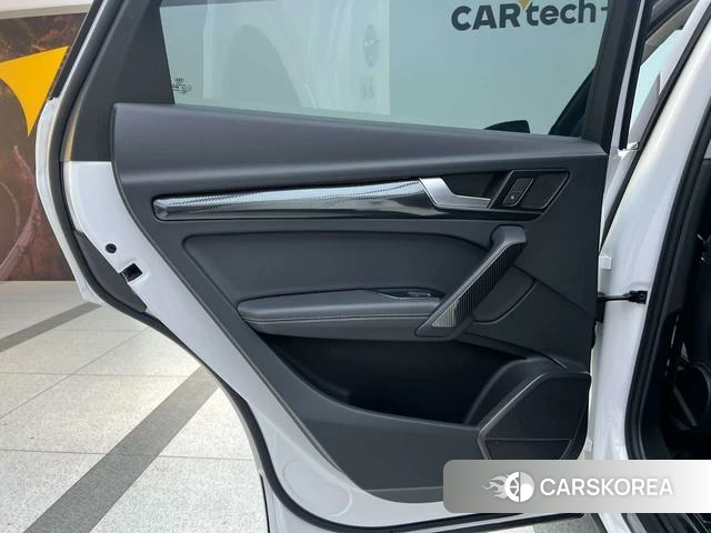 Audi Q5L id 4300050 из Китая 11