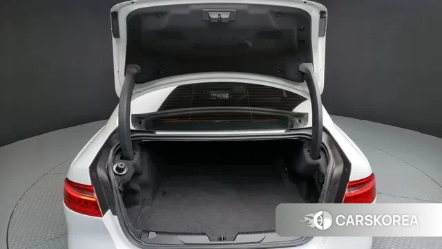 Jaguar XE id 2908058 из Кореи 11