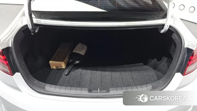 Hyundai The New Avante AD id 3641142 из Кореи 11