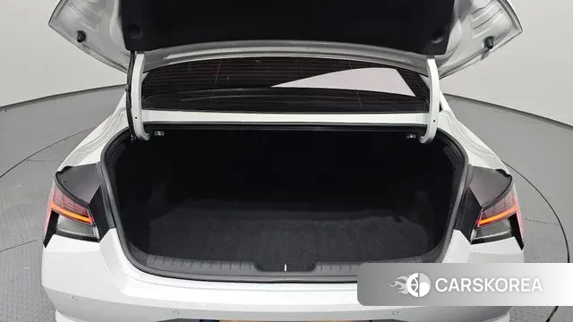 Hyundai Avante Hybrid (CN7) id 3037577 из Кореи 11