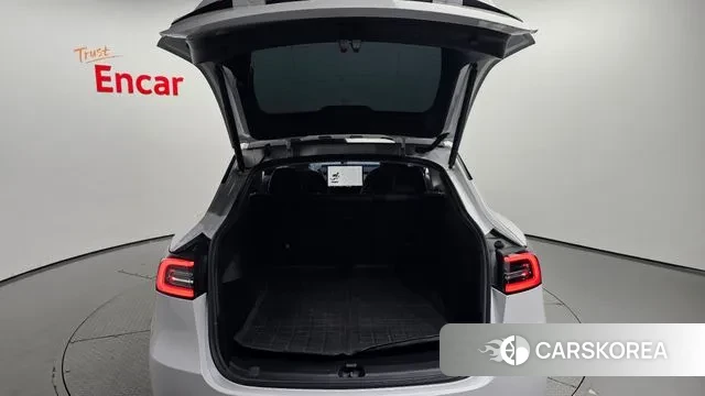 Tesla Model Y id 3133192 из Кореи 11