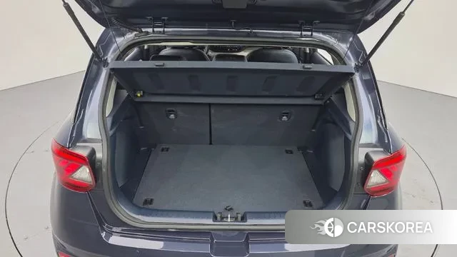 Hyundai Venue id 3746684 из Кореи 11