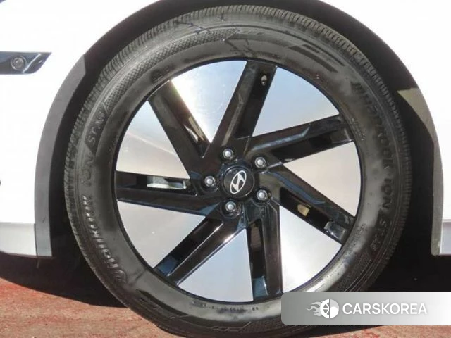 Hyundai Ionic 6 id 4915707 из Кореи 11