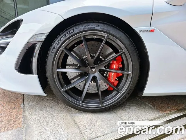 McLaren 720S id 2752576 из Кореи 11