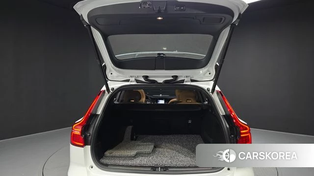Volvo V60 Cross-Country 2nd Generation id 4304677 из Кореи 11