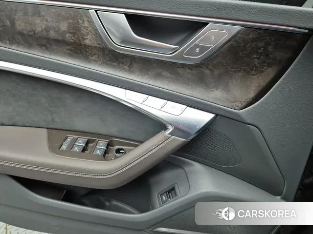 Audi A7 (4K) id 2973396 из Кореи 11