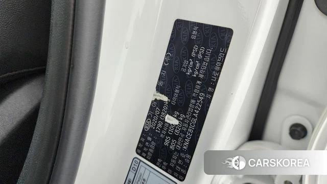 Kia The New Niro id 4284423 из Кореи 11