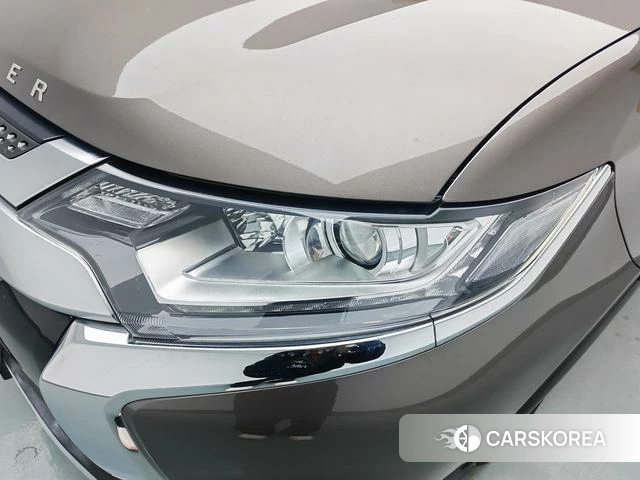 Mitsubishi  Outlander id 4212737 из Китая 11
