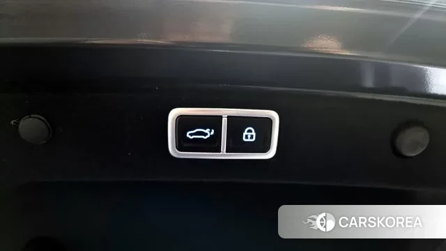 Hyundai Grandeur Hybrid (GN7) id 2228614 из Кореи 11