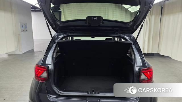 Hyundai Venue id 3915744 из Кореи 11