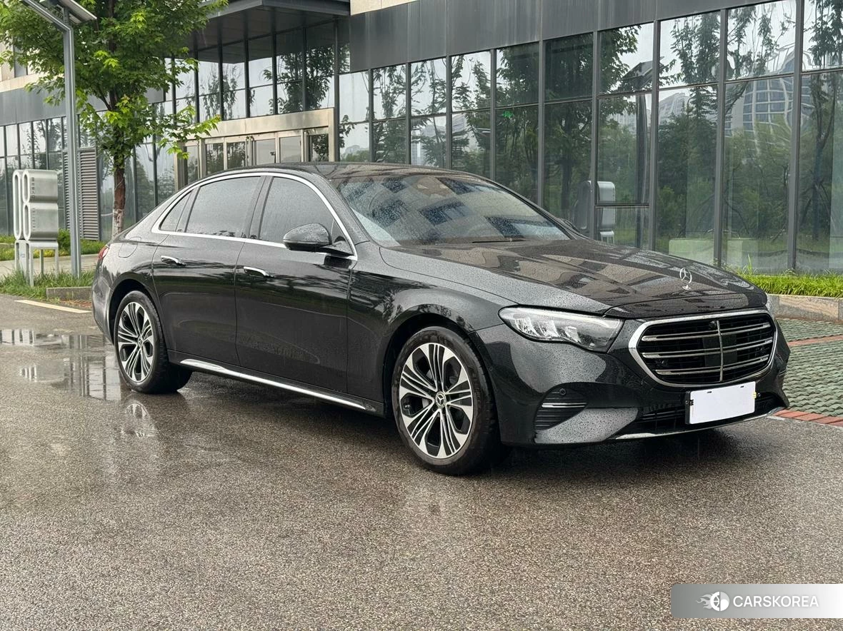 Mercedes-Benz E-class id 4487323 из Китая 11
