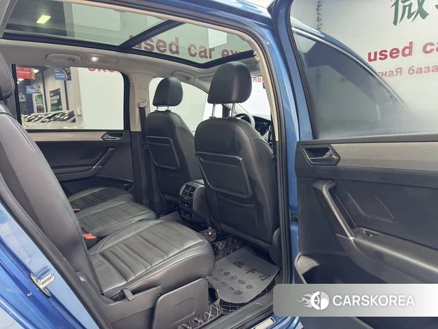Volkswagen Touran L id 4263181 из Китая 11