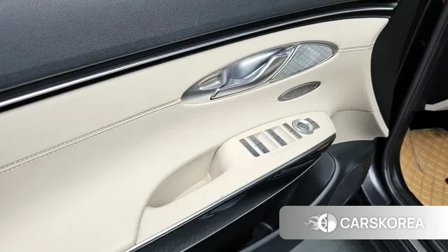 Genesis GV70 id 3681238 из Кореи 11