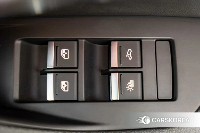 Audi A6L id 4210238 из Китая 11