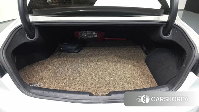 Hyundai The New Grandeur IG Hybrid id 4284861 из Кореи 11