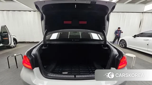 BMW 5 Series (G30) id 3568616 из Кореи 11