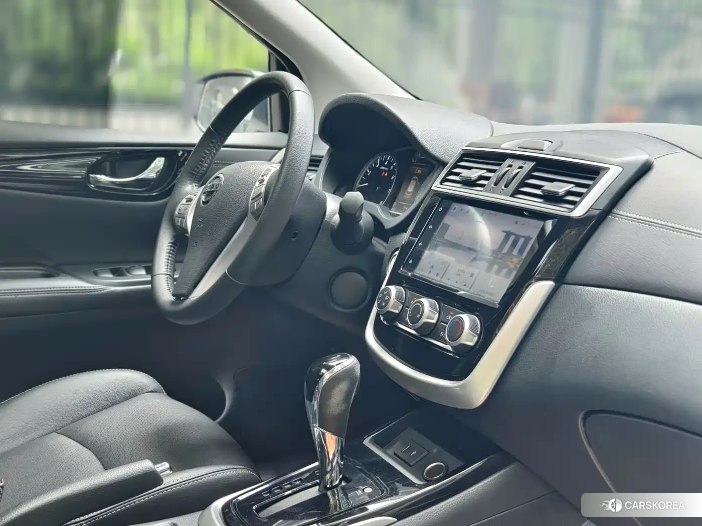 Nissan Tiida id 4570675 из Китая 11