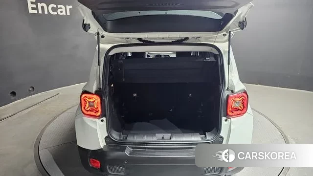 Jeep Renegade id 3771683 из Кореи 11